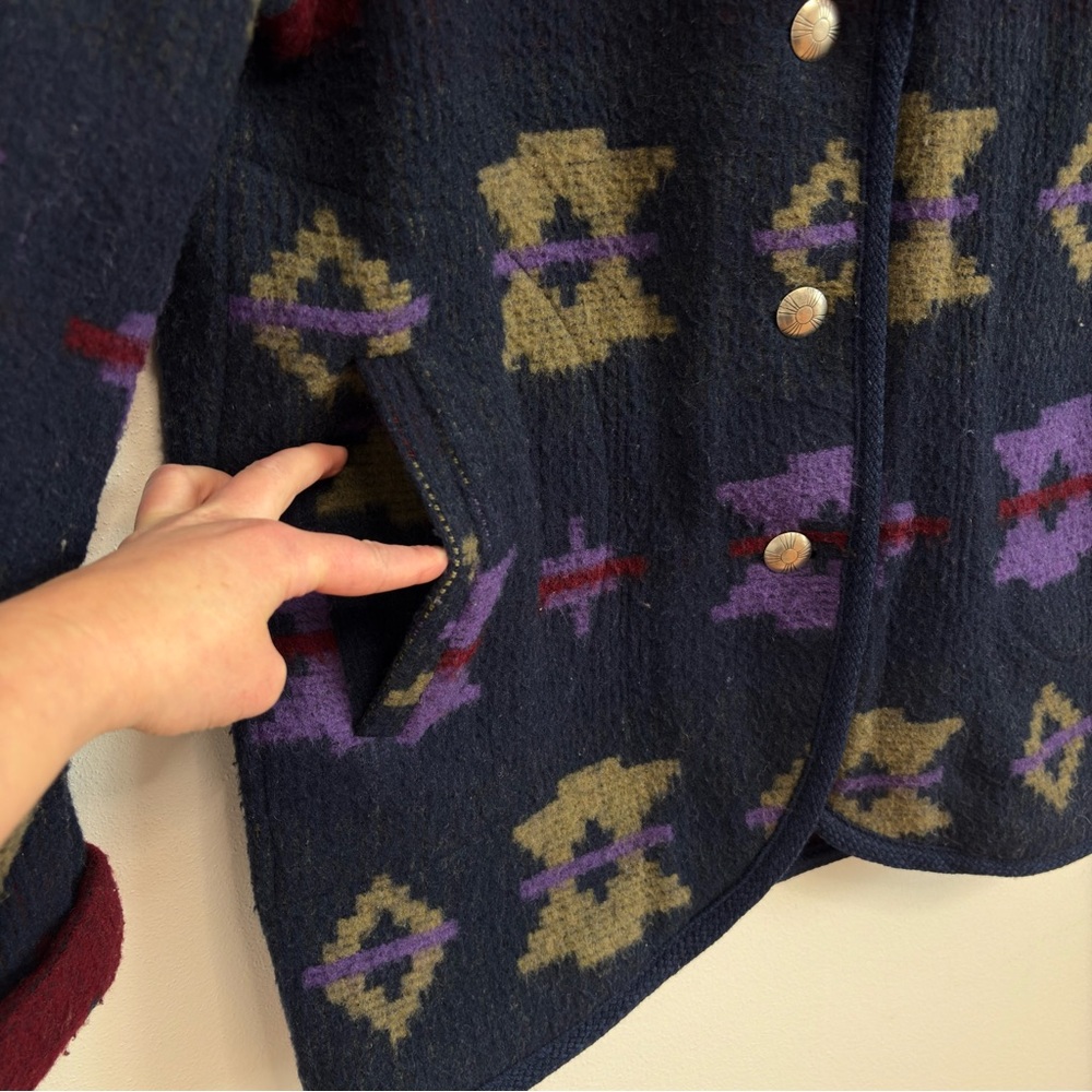 VINTAGE WOOLRICH Aztec Wool Southwestern Women’s Coat Sz M - Picture 4 of 10
